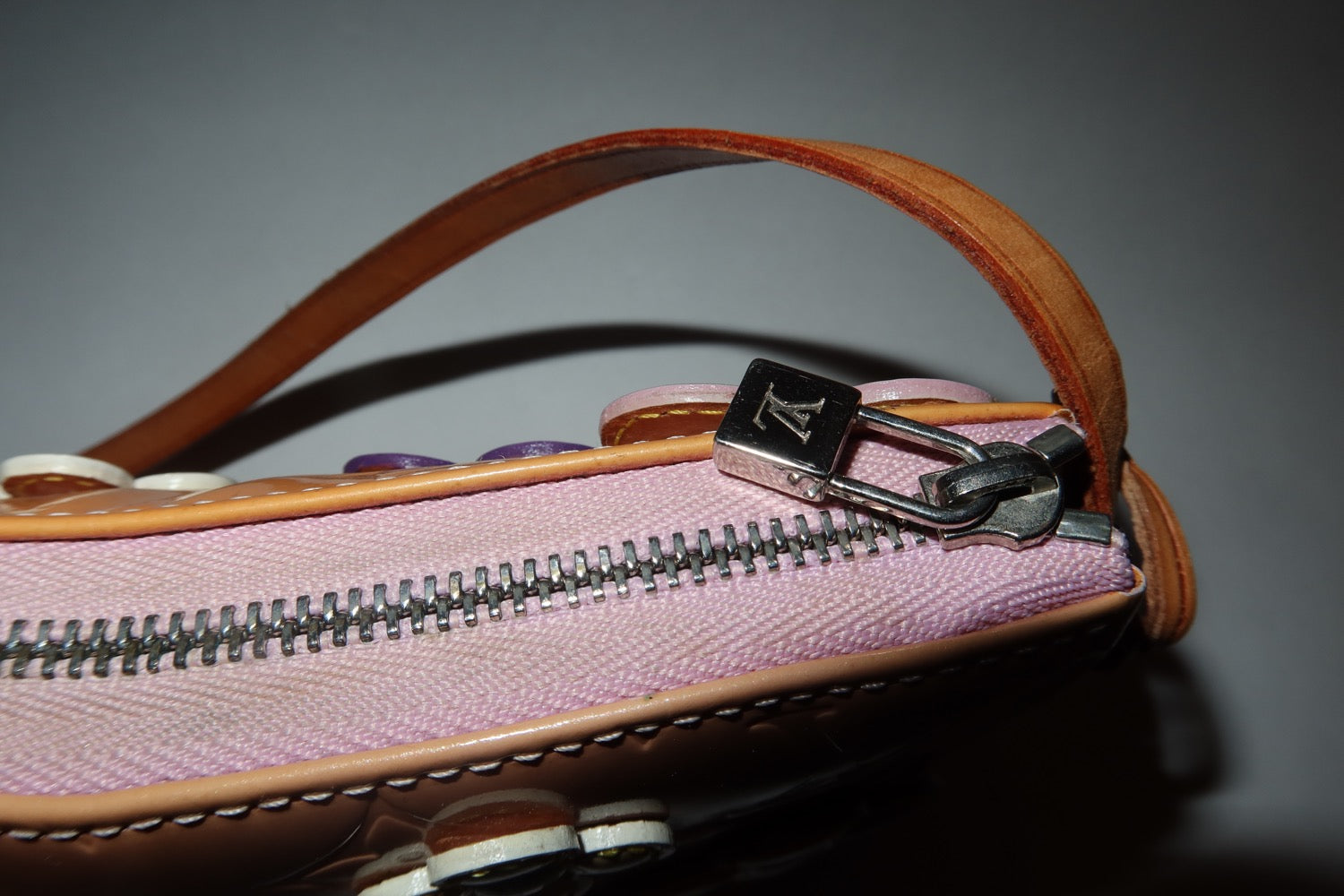 Fleur Louis Vuitton Pochette image 4