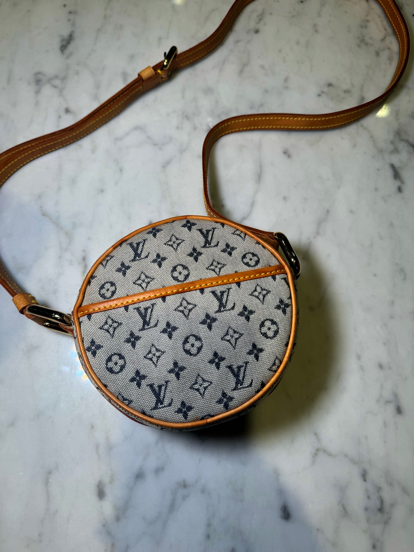 Louis Vuitton Mini Lin Round Coin Crossbody Bag – Vintage 2000
